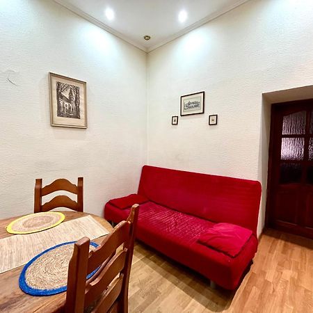 Apartment In The City Centre Lviv Exteriör bild