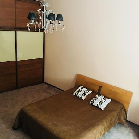 Apartment In The City Centre Lviv Exteriör bild