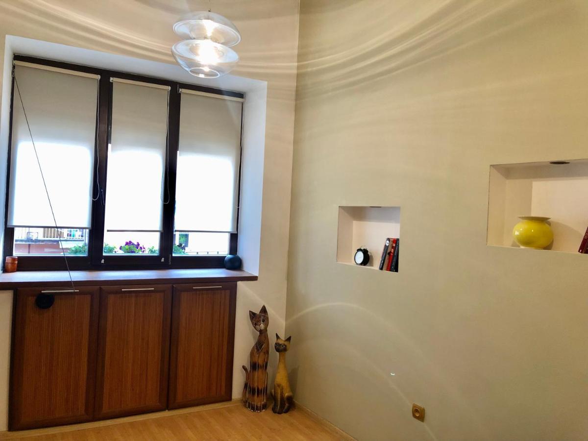 Apartment In The City Centre Lviv Exteriör bild