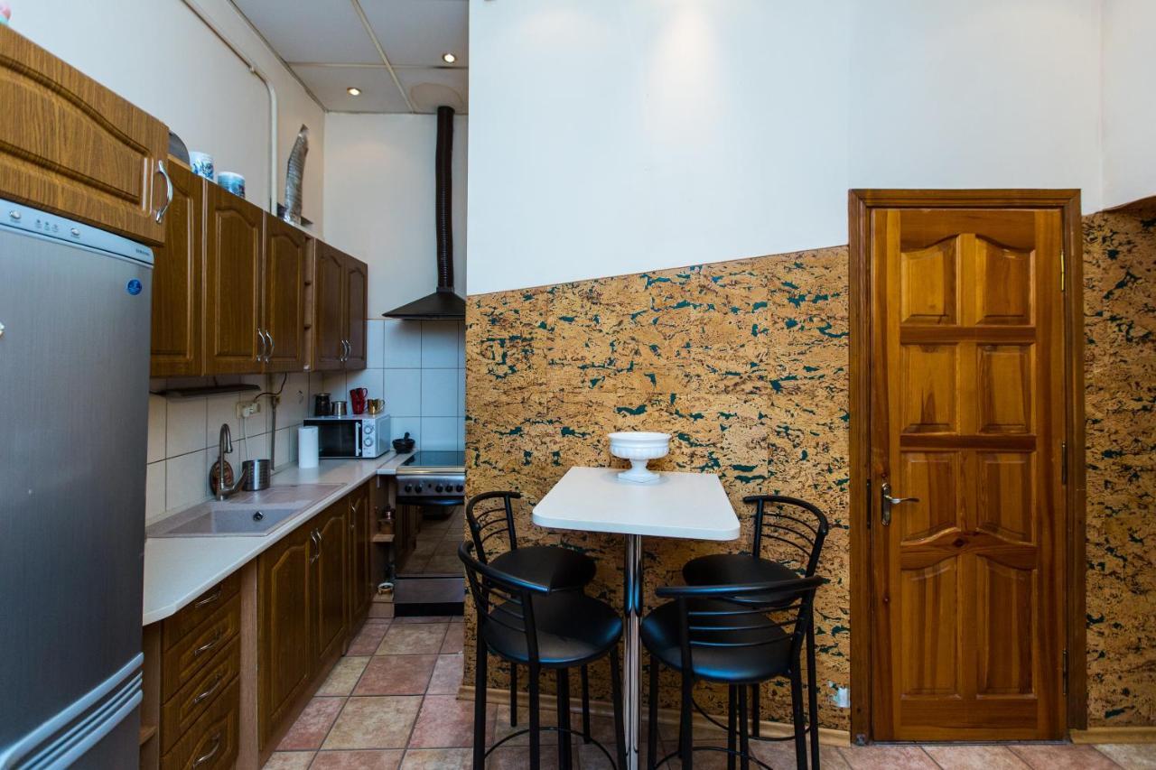 Apartment In The City Centre Lviv Exteriör bild